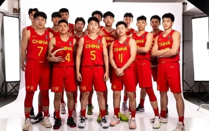 如何在快攻中合理分配场上位置?_0